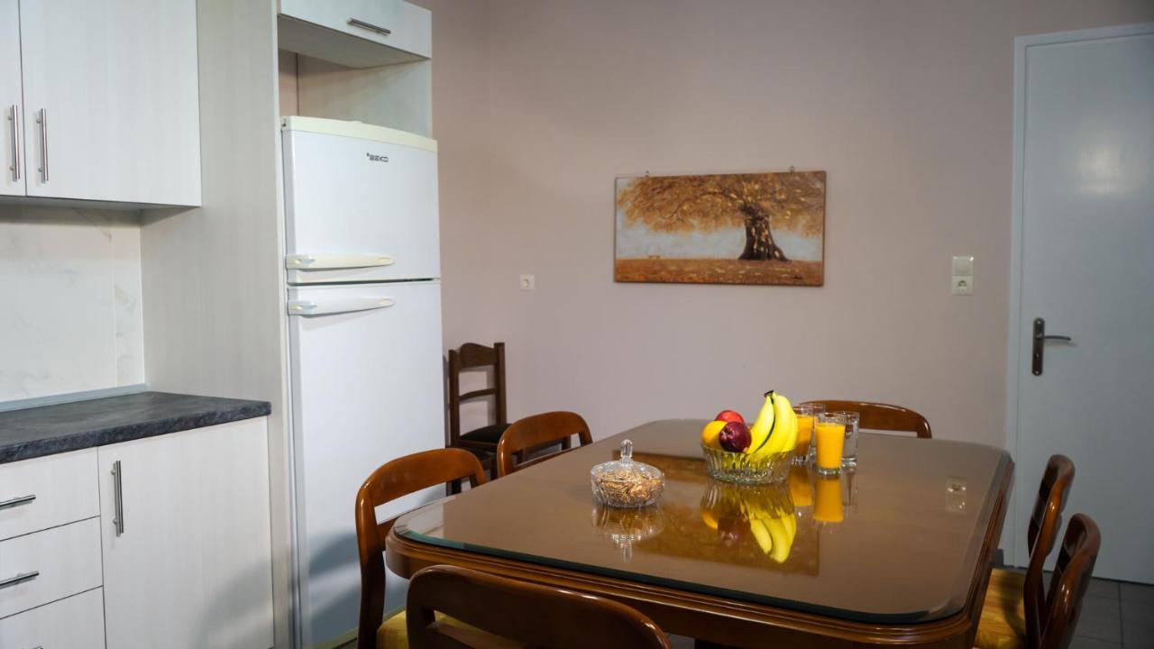 Andromachis Moneto Residence Under Meteora Kalambaka Eksteriør billede